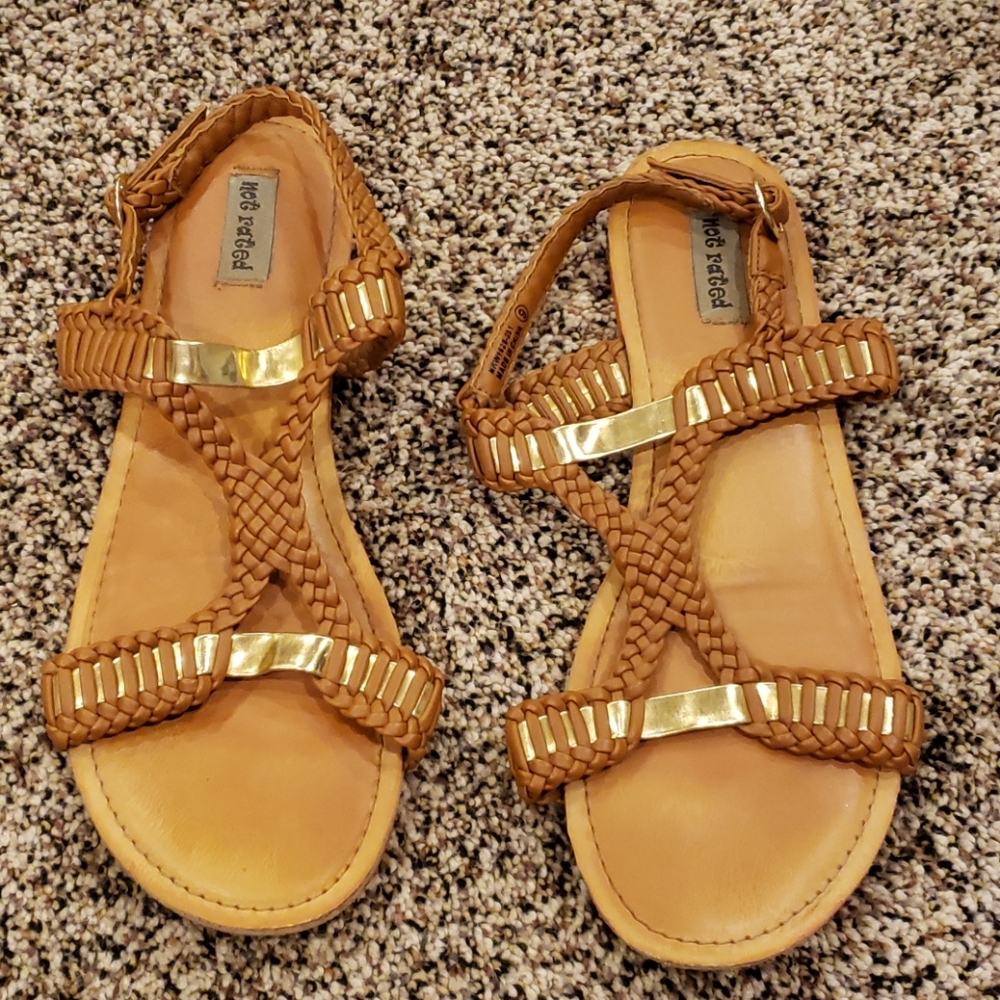 Not rated sandals sz 9